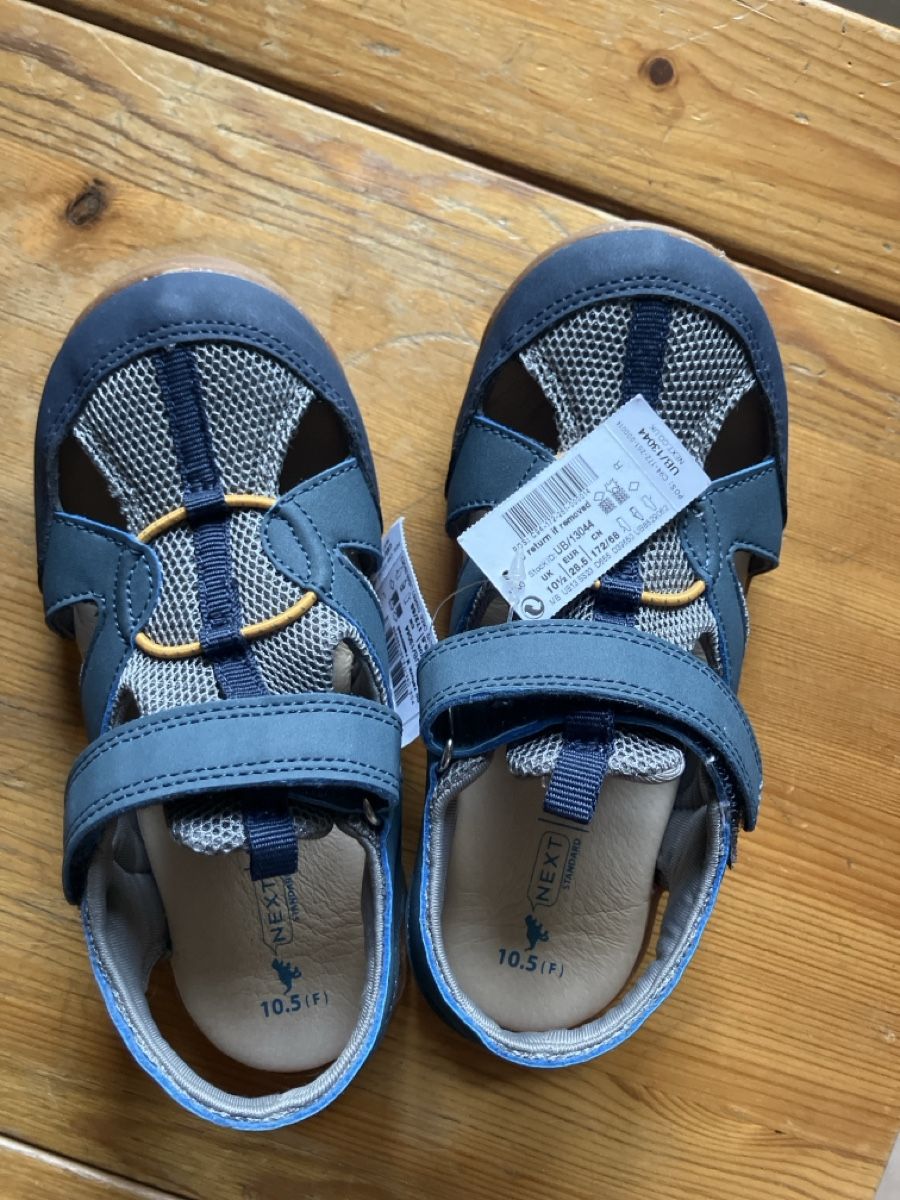 Next Herrenschuhe: Scarpe 28.5 sandalo next unisex – Neu und originalverpackt aus Sigirino von san_rcn7