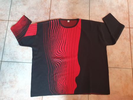 Pullover (schwarz-rot) in Übergrösse Gr. 60