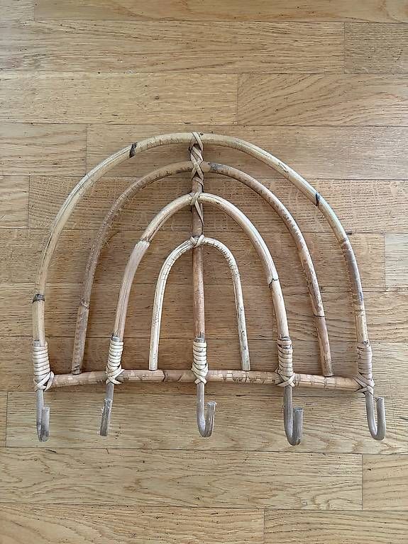 Porte manteau: Rattan Wandgarderobe – D'occasion à Volketswil par Caro_Kubli