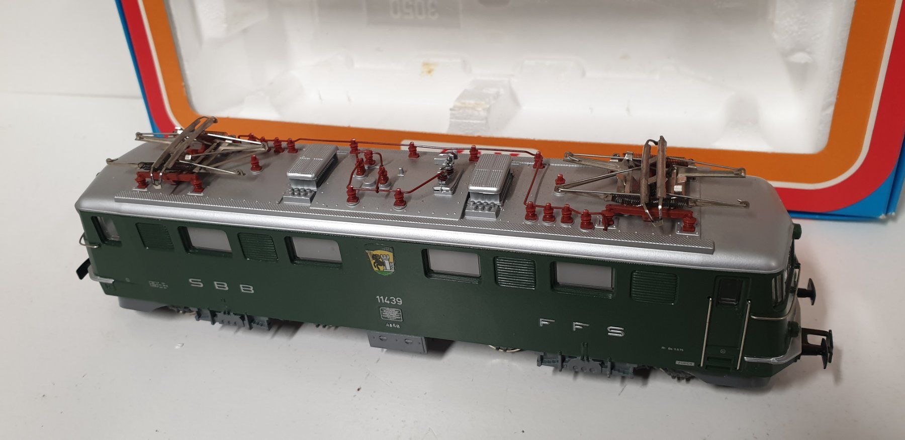 Märklin Modellini di ferrovie: Märklin SBB Ae6/6 H0/AC  3350 – Usato da Geroldswil venduto da TopTrain54 6
