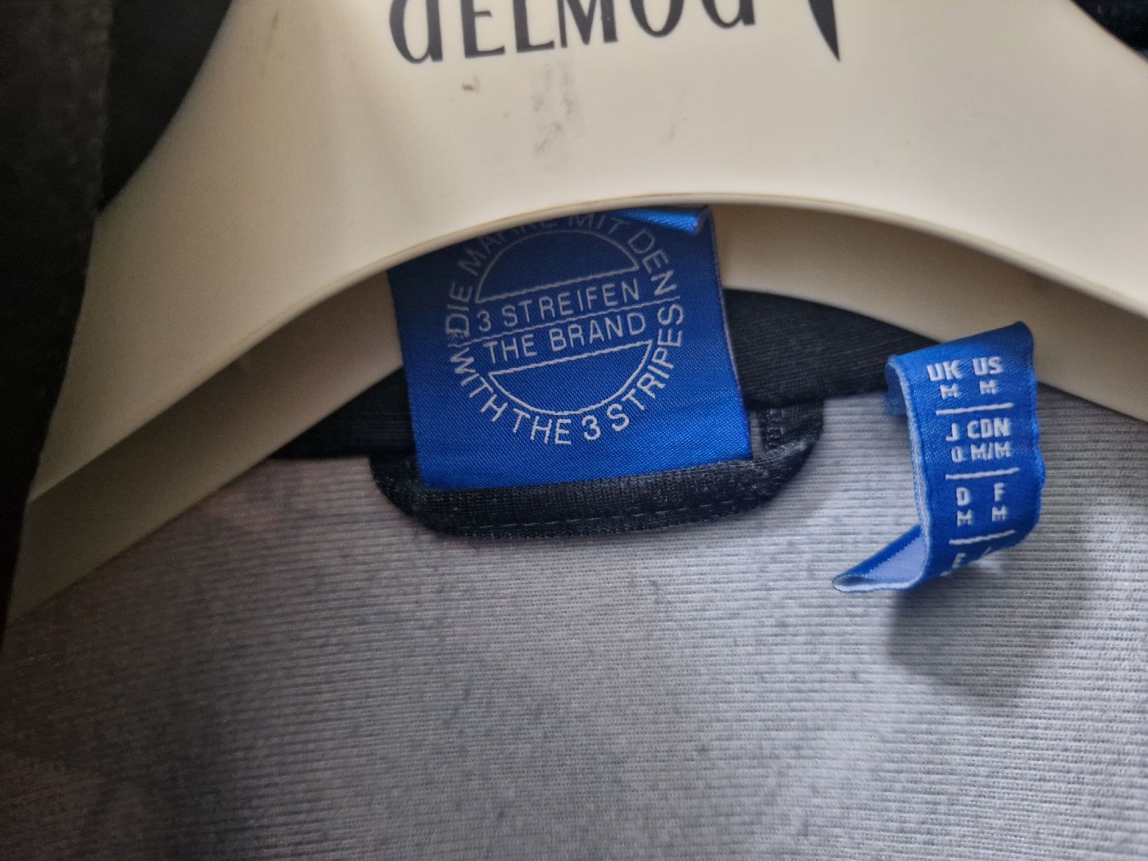 Adidas Giacche: Adidas TrainerJacke Gr. M – Usato da Münchenbuchsee venduto da Ludo_Braenz 3