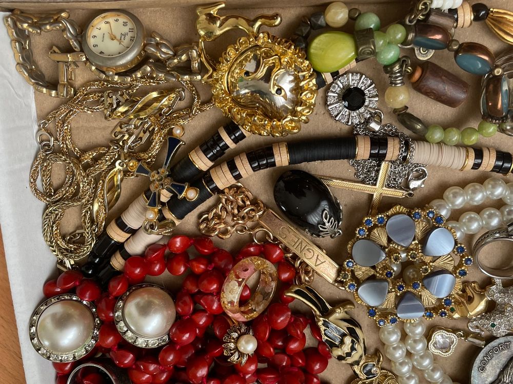 Lot De Bijoux Anciens - Neufs Sans Emballage