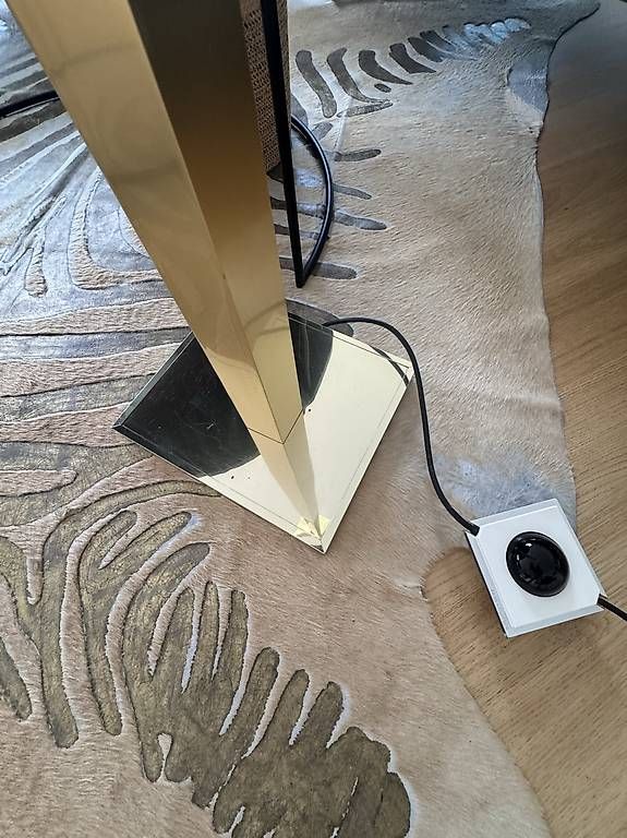 Lampes: Lampe Bang & Olufsen – D'occasion à Yens par GIPE