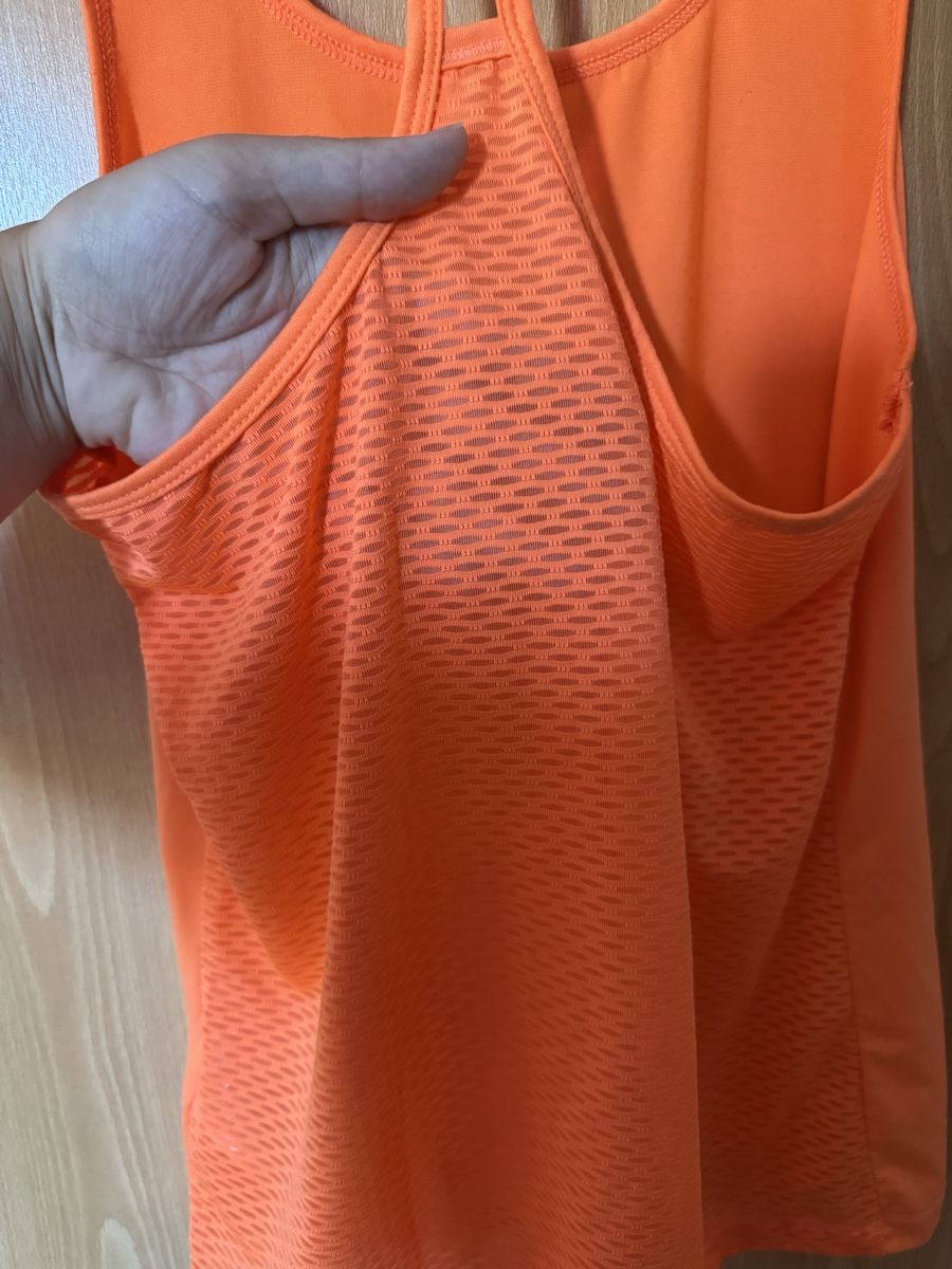 Top: Damen Sporttop Crivit Orange Grösse S – Nuovo (secondo la descrizione) da Ins venduto da maximal_30CHF 4