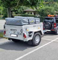 Offroad Anhänger mit Dachzelt und Küche