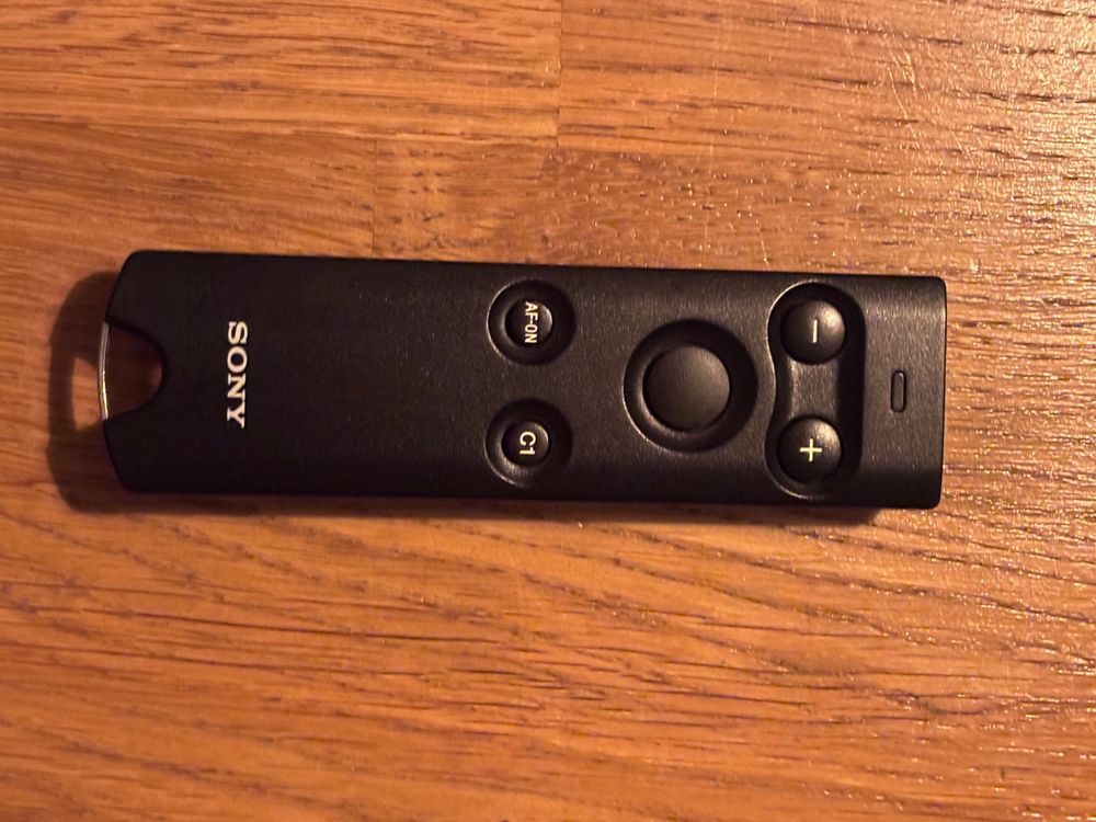 Sony RMT-P1BT (Gebraucht) in Zürich für CHF 35 – mit Lieferung auf ...