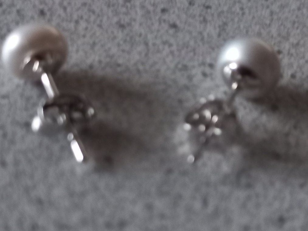 Orecchini pendenti & Orecchini a lobo: Perlen Ohrstecker, Silber rhodiniert 925 – Nuovo e nell'imballaggio originale da Winistorf venduto da acreativ4 2