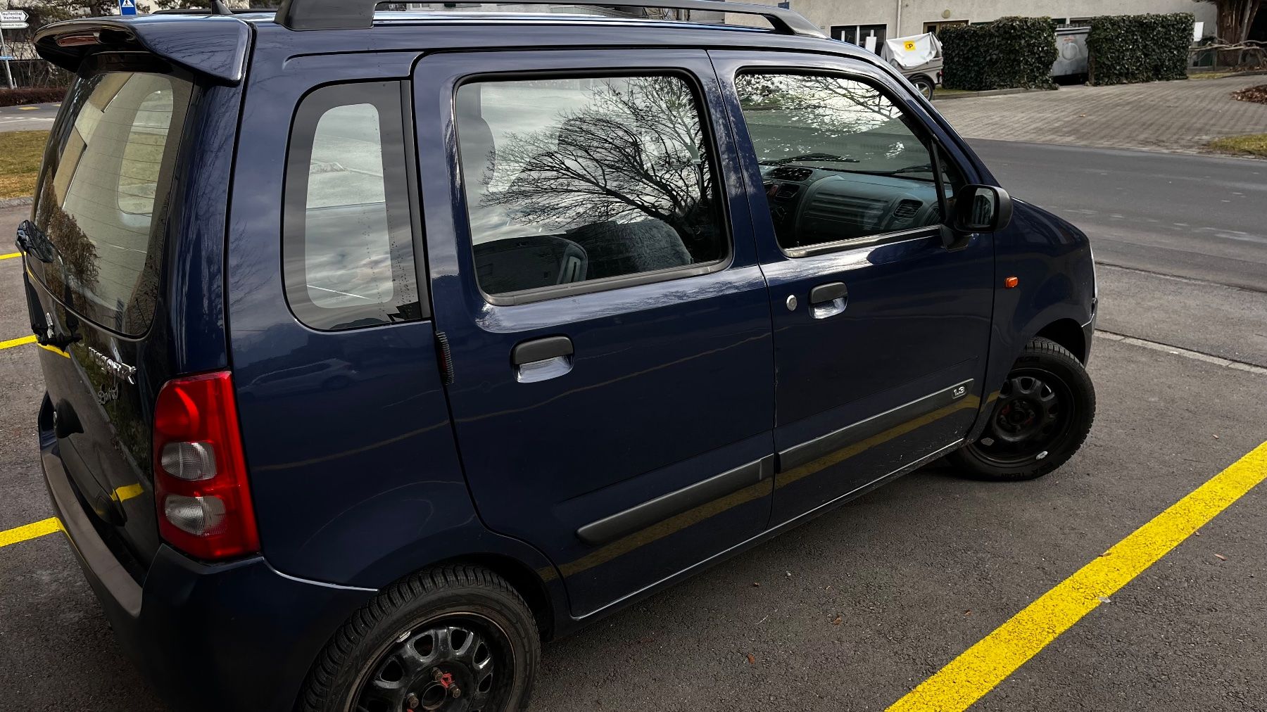 Suzuki Autos: SUZUKI Wagon R+ 1.3, 4WD – Gebraucht aus Thun von Muku 1