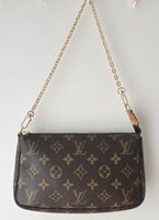 Louis Vuitton Pochette Accessoires Monogram Canvas