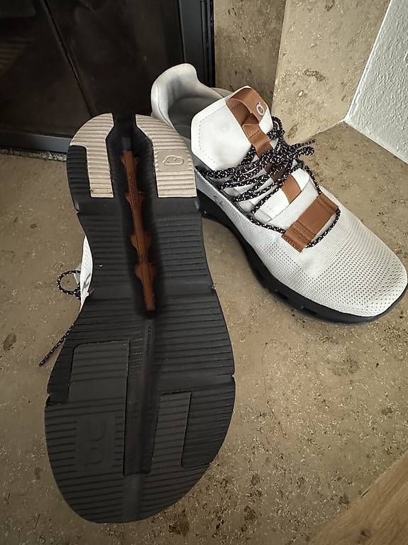 Herrenschuhe: On Running Cloudnova Form 2 Gr. 44.5  Neu & ungetragen – Gebraucht aus Fislisbach von ste7125 1