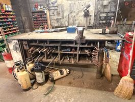 Schweisstisch mit Schraubstock (Lot 159) 6017 Ruswil