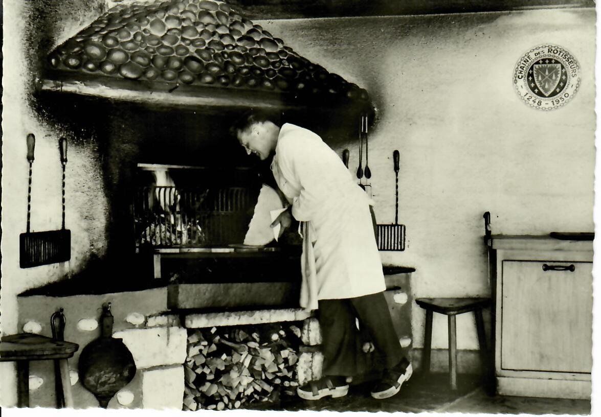 Cartoline postali: Geschinen VS - Grill Restaurant Baschi – Usato da Hochdorf venduto da Ziegel-16
