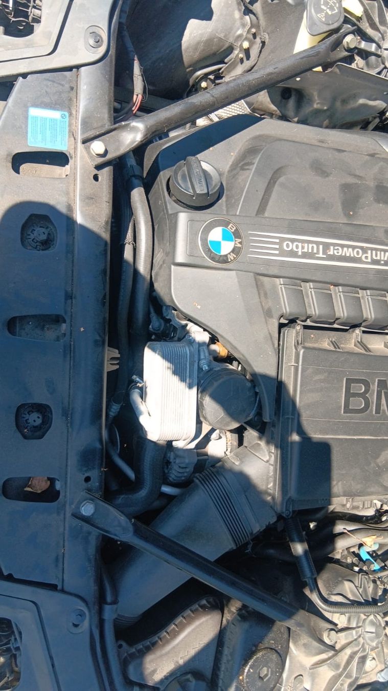 BMW Autos: BMW 535i M-Paket – D'occasion à Rebstein par TonyRasta-Autohandel 8