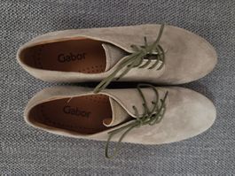 Gabor Schnürschuhe Wildleder grün, ungetragen
