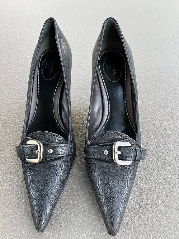 Scarpe da donna: Prada Stiletto Pumps Gr.37,5 – Usato da Maienfeld venduto da ang_6pbr