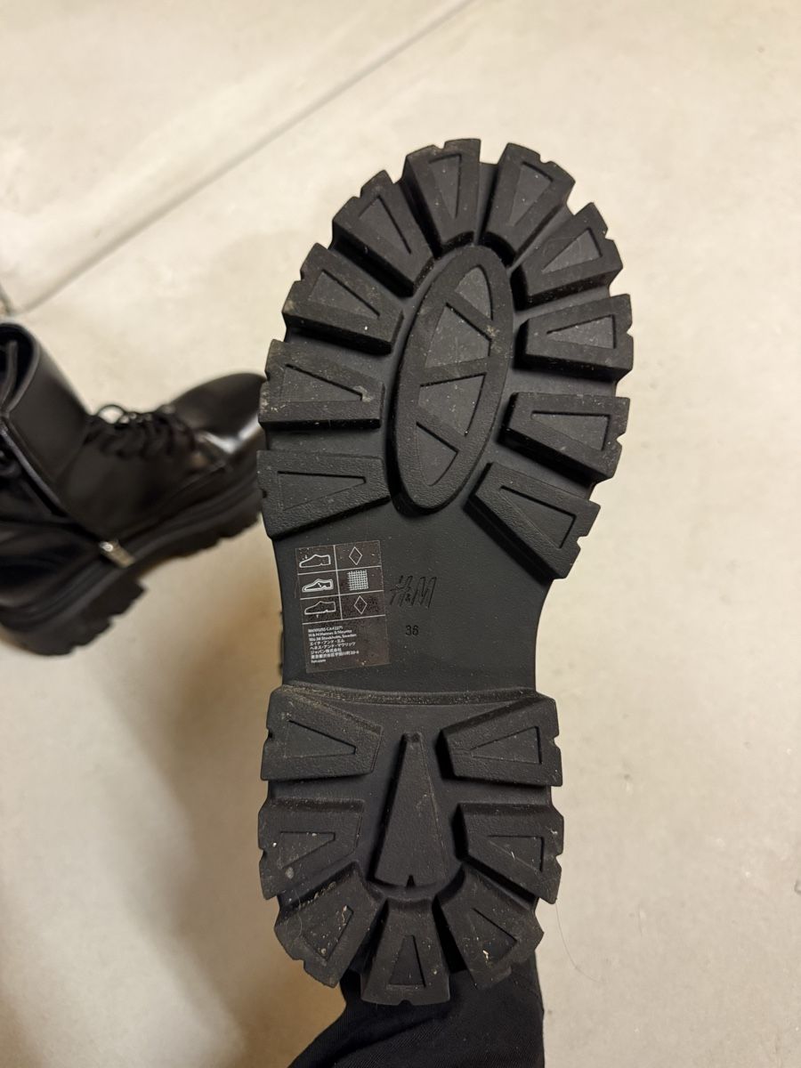 H&M Damenschuhe: Bottes  – Neu (gemäss Beschreibung) aus Monthey von sen_6ckr 1