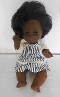 Antike Puppe Mädchen schwarze Haare Vintage 70er