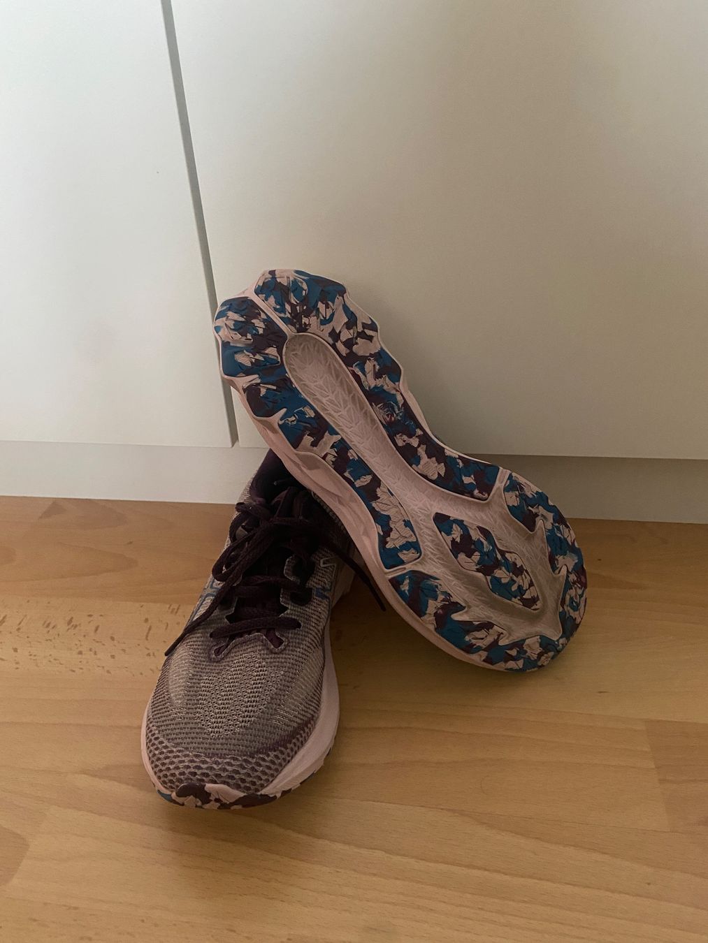 Asics Scarpe da donna: Laufschuh ASICS Performance (NOVABLAST 2) – Usato da Kloten venduto da zizibru 3