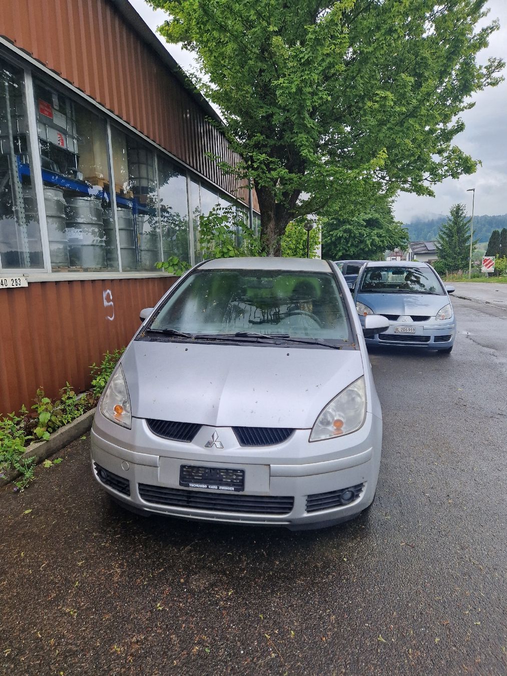 Mitsubishi Automobili: Mitsubishi Colt 2006 Defekt – Usato da Wahlen b. Laufen venduto da Martin350 1