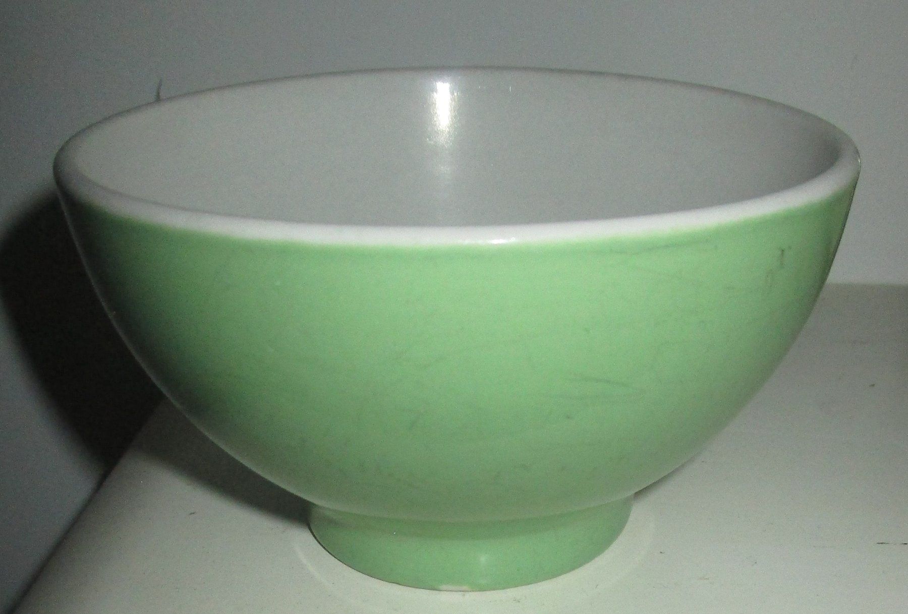 Rössler Schalen: Rössler vintage grünes Chacheli/Schale – Gebraucht aus Wädenswil von Freizeitspass11 1