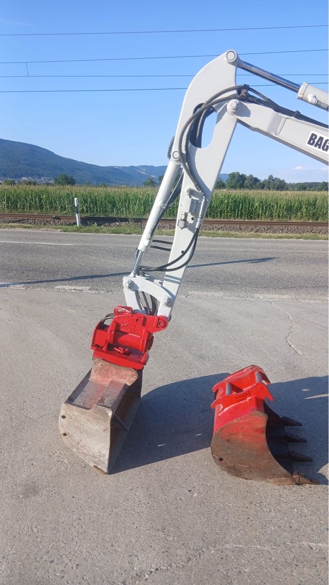 Takeuchi Bagger: Bagger 1,6 Tonnen mit Powertilt – Gebraucht aus Niederbipp von baggerch 2
