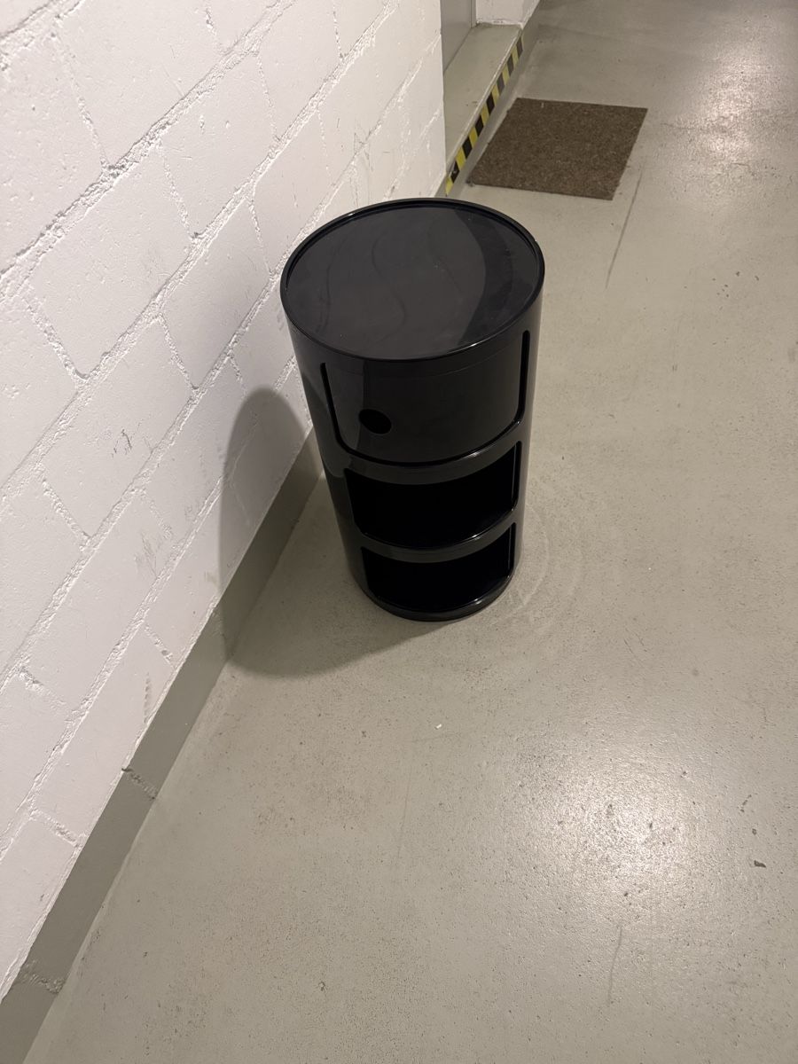 Comodini: Kartell Componibili Container rund schwarz 3 Elemente – Usato da Ostermundigen venduto da wal_2qf6 1