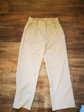 Beige Stoffhose von H&M, Grösse 40 - Top Zustand!
