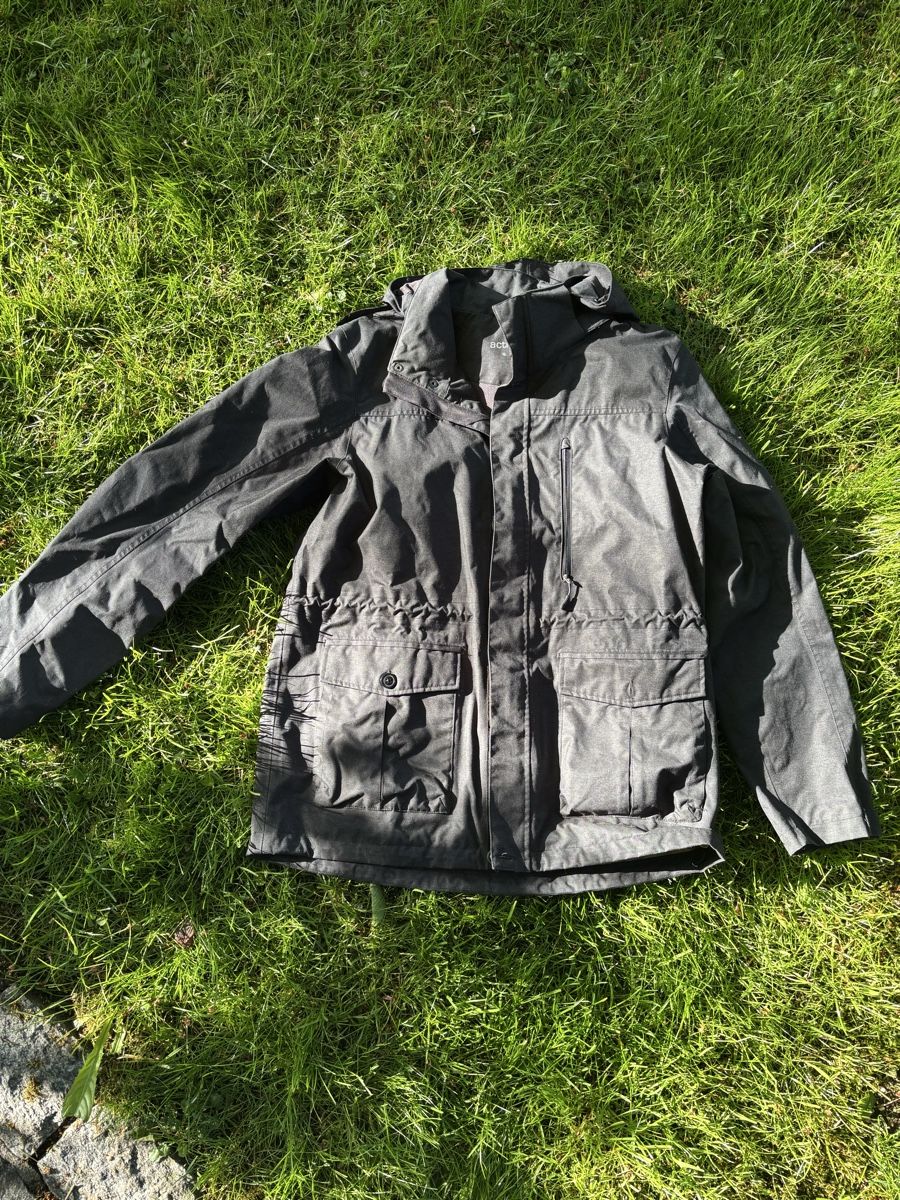 Jacken: Jacke  – Gebraucht aus Berg TG von simsam01
