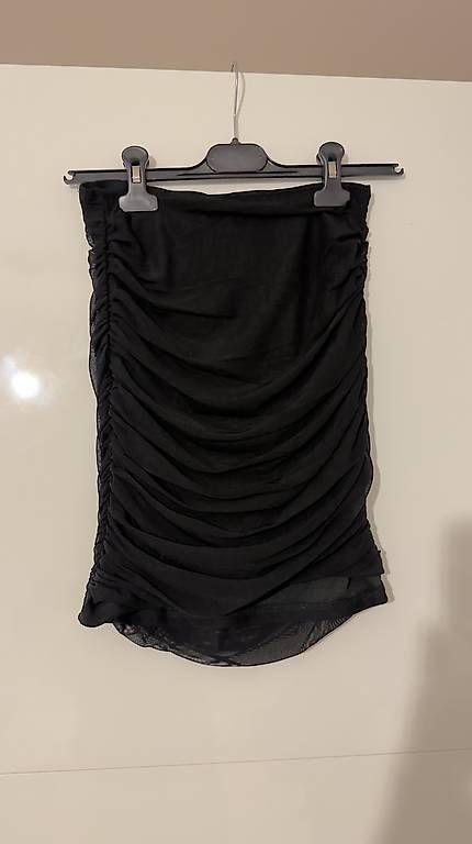 Tops: Top bustier froncé SHEIN noir – Neu und originalverpackt aus Biel/Bienne von Cli 1