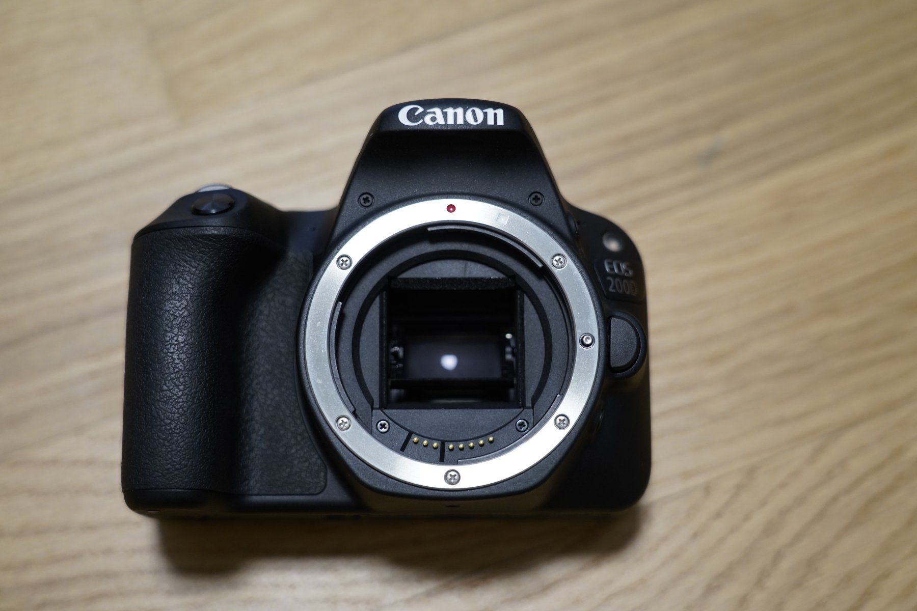 Canon Fotocamera: Canon EOS 200D – Usato da Bülach venduto da geo_6fzr 3