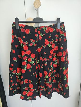 Jupe mit Rosen gr.XL 100% Seide