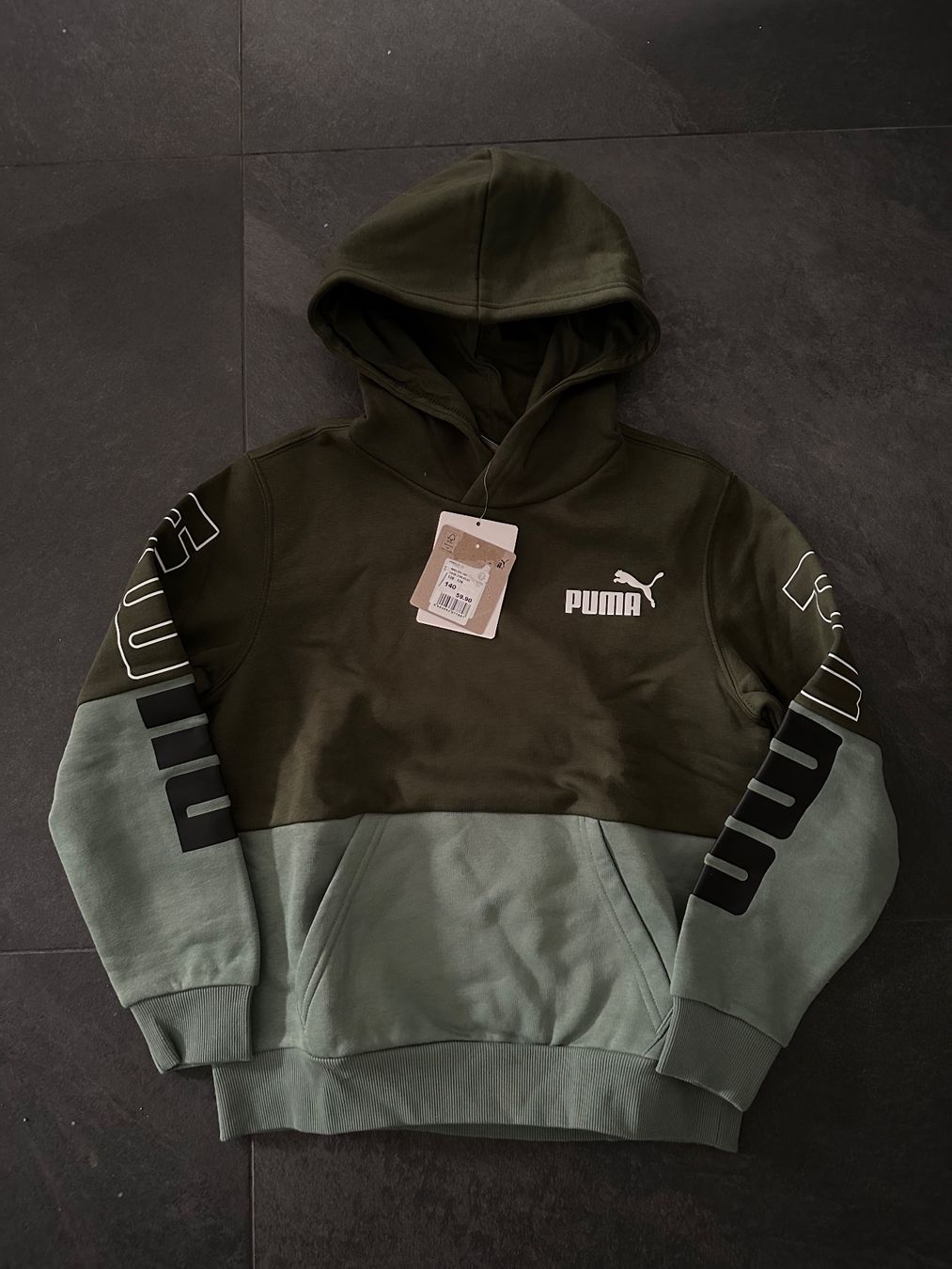 Puma Maglioni & Felpe: Puma Hodie Kaputzenpulli Gr 140 Neu – Usato da Thal venduto da Greentea1