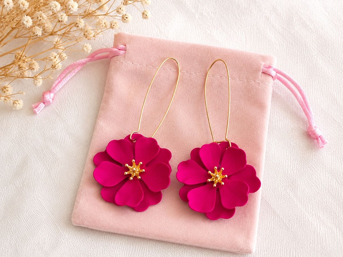 Boucles d'oreille: Boucles d’oreilles fleurs pink – Neuf (Voir description) à  par