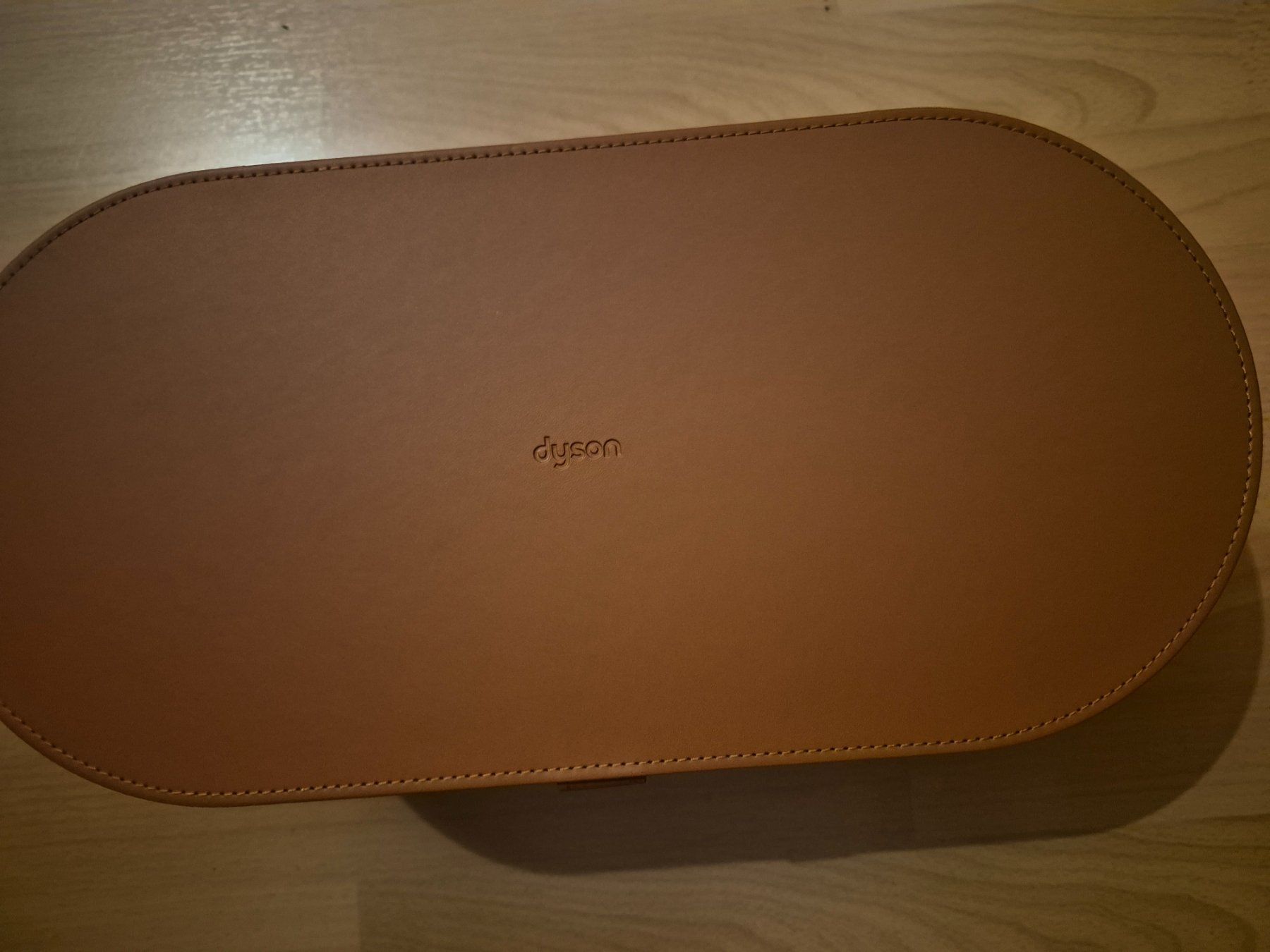 Dyson Asciugacapelli: Dyson Airwrap mit Aufsätzen – Usato da Thayngen venduto da Lan222 6