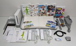 Nintendo Wii Sports/Fitness Set mit 7 Spielen (HDMI)
