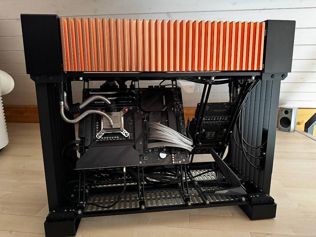 PC: Streacom SG10 Copper #28/100 High-End Passiv-PC ohne GPU RAM – Usato da Neftenbach venduto da norbachmach 3