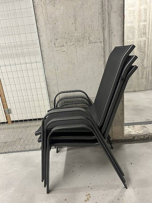 Chaises: CONTINI Gartenstuhl Aurora schwarz – D'occasion à St. Gallen par chiarbr 1