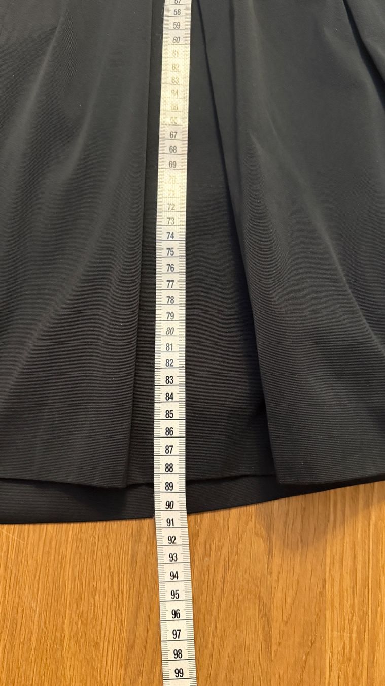 Max Mara Kleider: Klassisches MAX MARA KLEID schwarz Coco Abendkleid – Gebraucht aus Faulensee von Liebes_Kind_2019 4