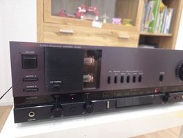Luxman LV-103 Hybrid-Vollverstärker (Röhre/Transistor)