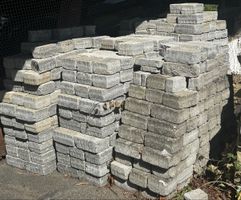 100+ Stck. Betonpflastersteine für Gartenweg, Sitzplatz usw.