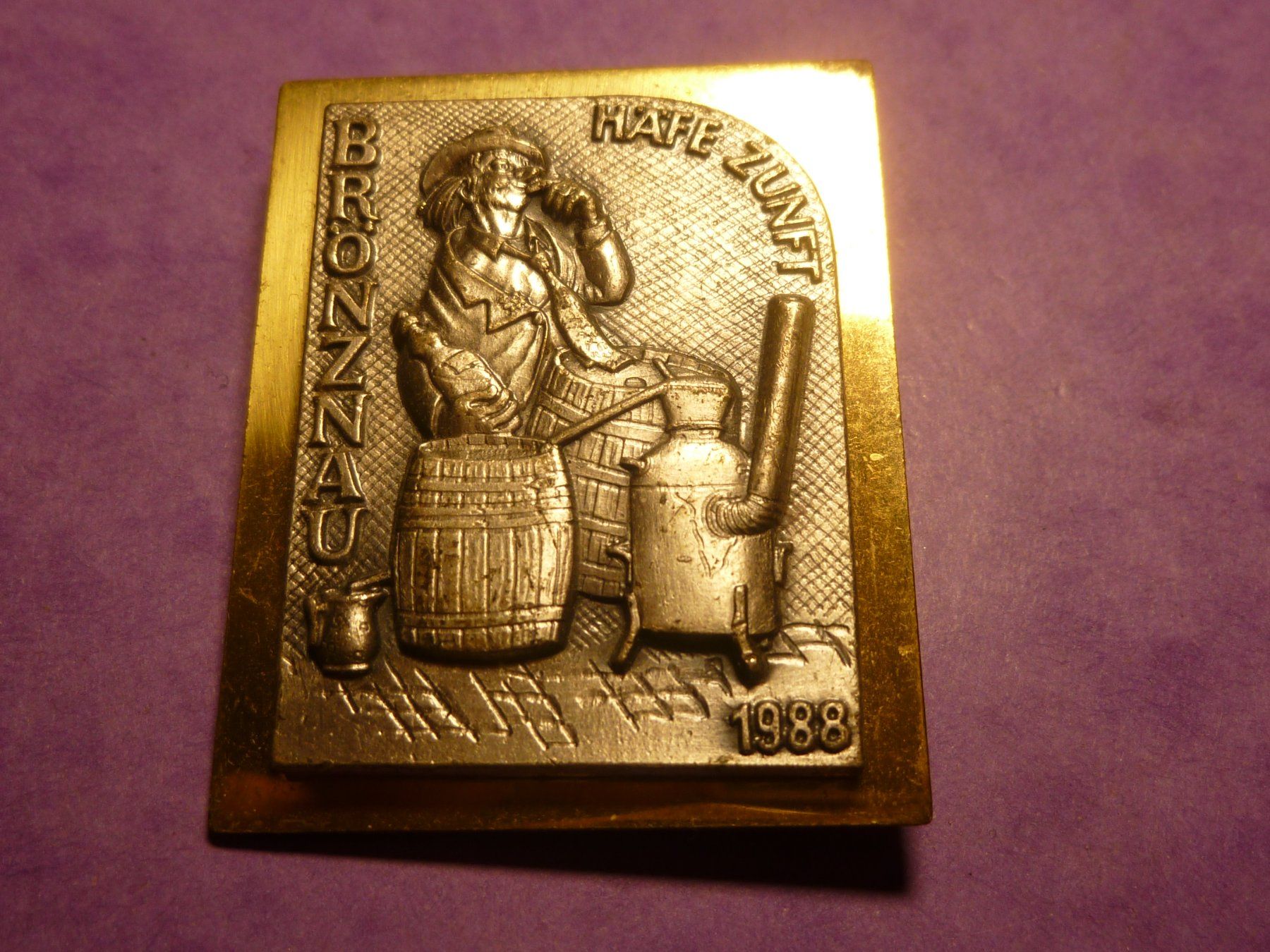 Placchette & Badge: BRÖNZNAU 1988 GOLD – Usato da Ried (Muotathal) venduto da Mandarin02