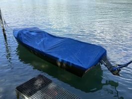 Motor Boot Mändli Typ 520 mit Anhänger