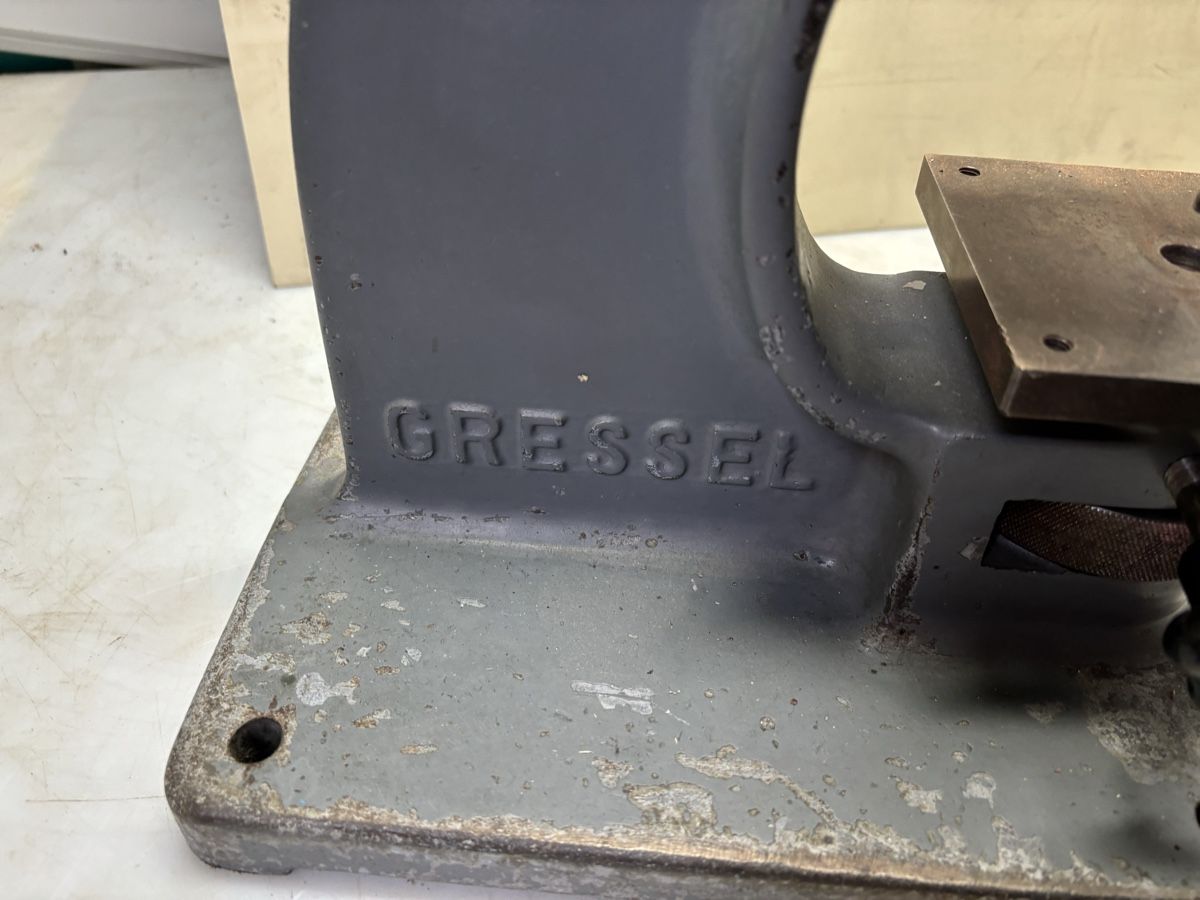 Gressel Tutti gli attrezzi: Gresselstanzmaschine – Usato da Aarau venduto da Belli49 3