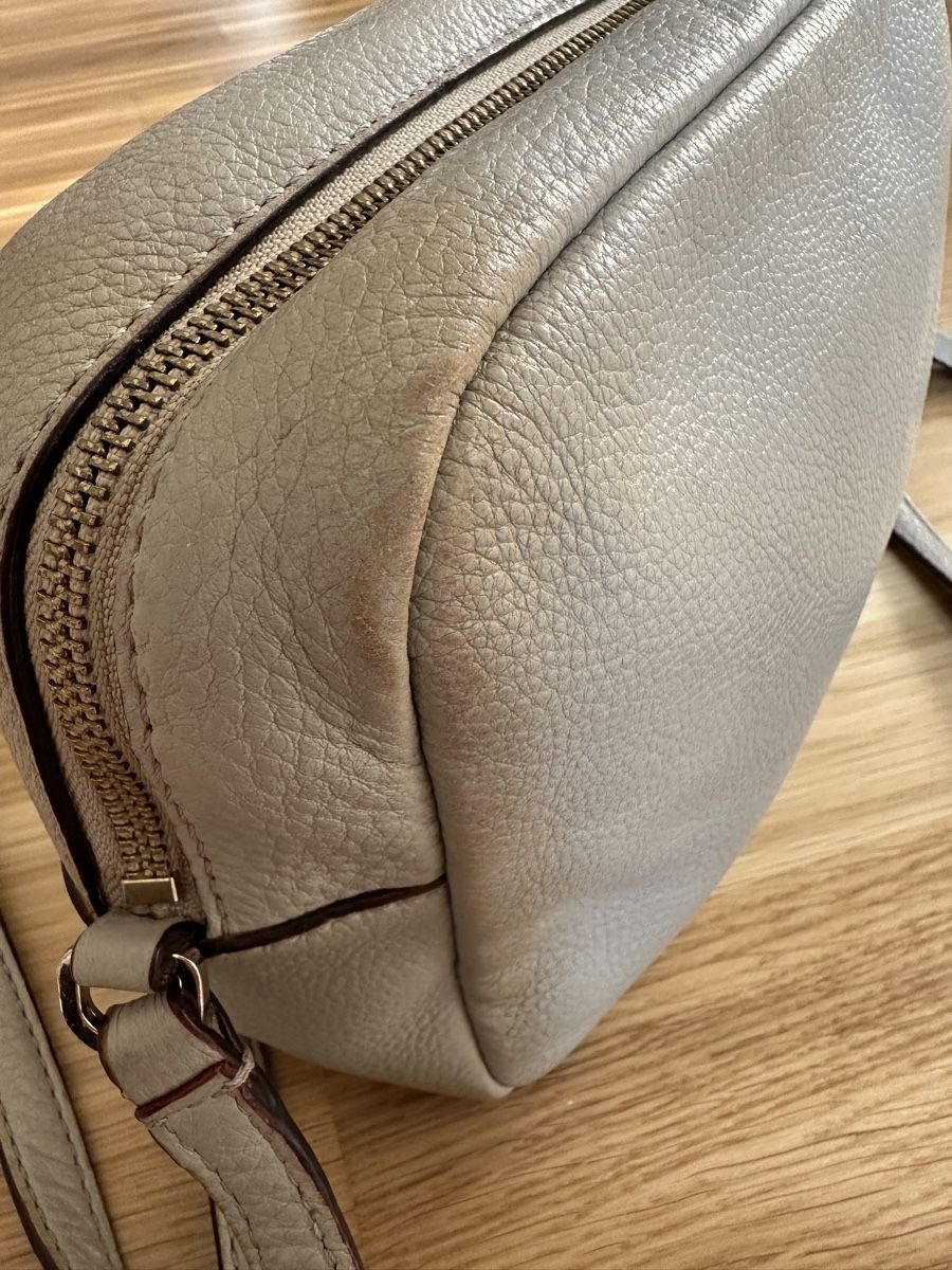 Kate Spade Sacs femmes: Kate Spade Crossbody Bag Grey Leather – D'occasion à Zürich par and_hwf7 2