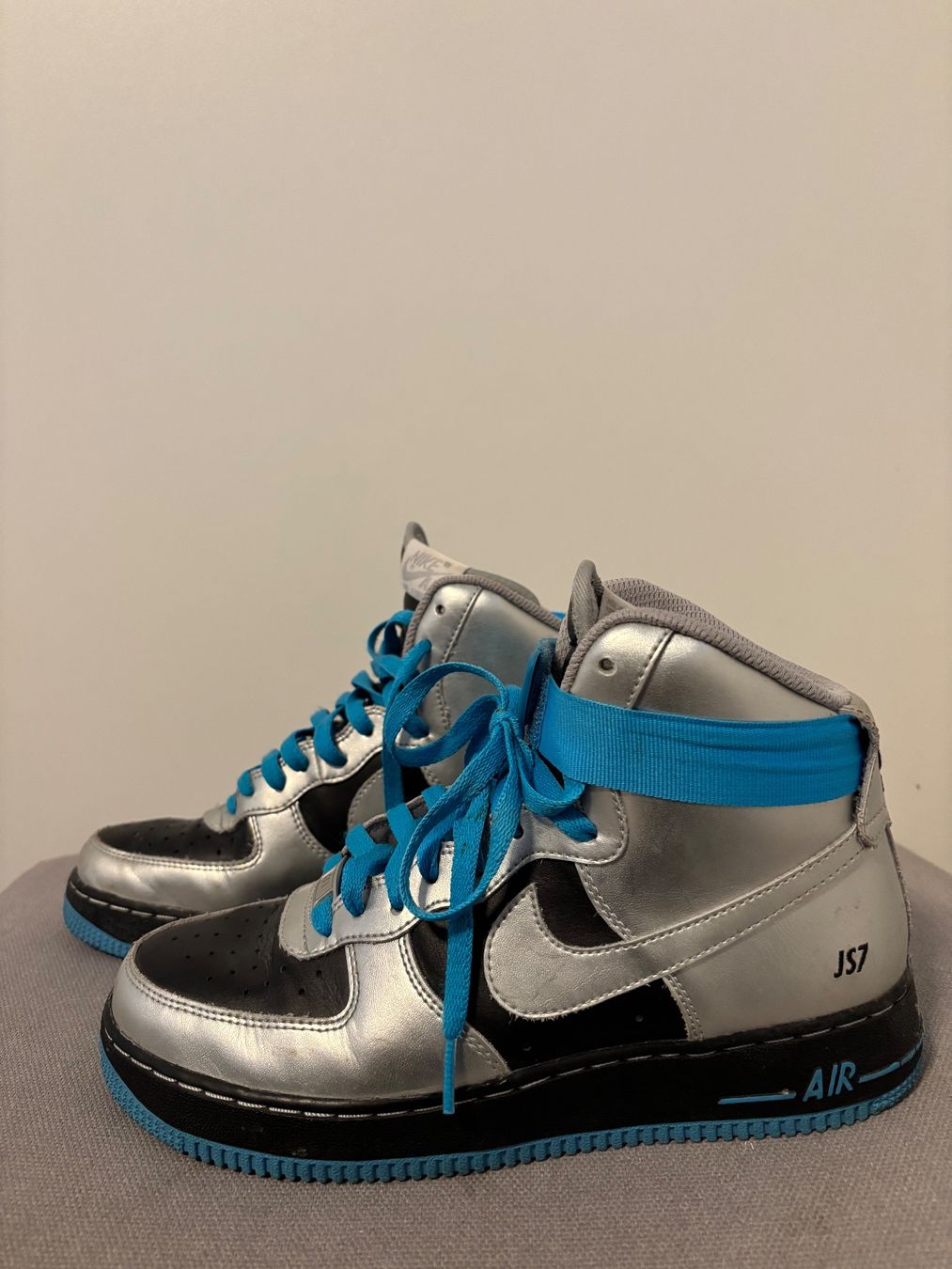 Scarpe da uomo: Nike Air Force 1 High, Gr. 39, Einzelanfertigung – Usato da Küsnacht ZH venduto da MaBaCa 1