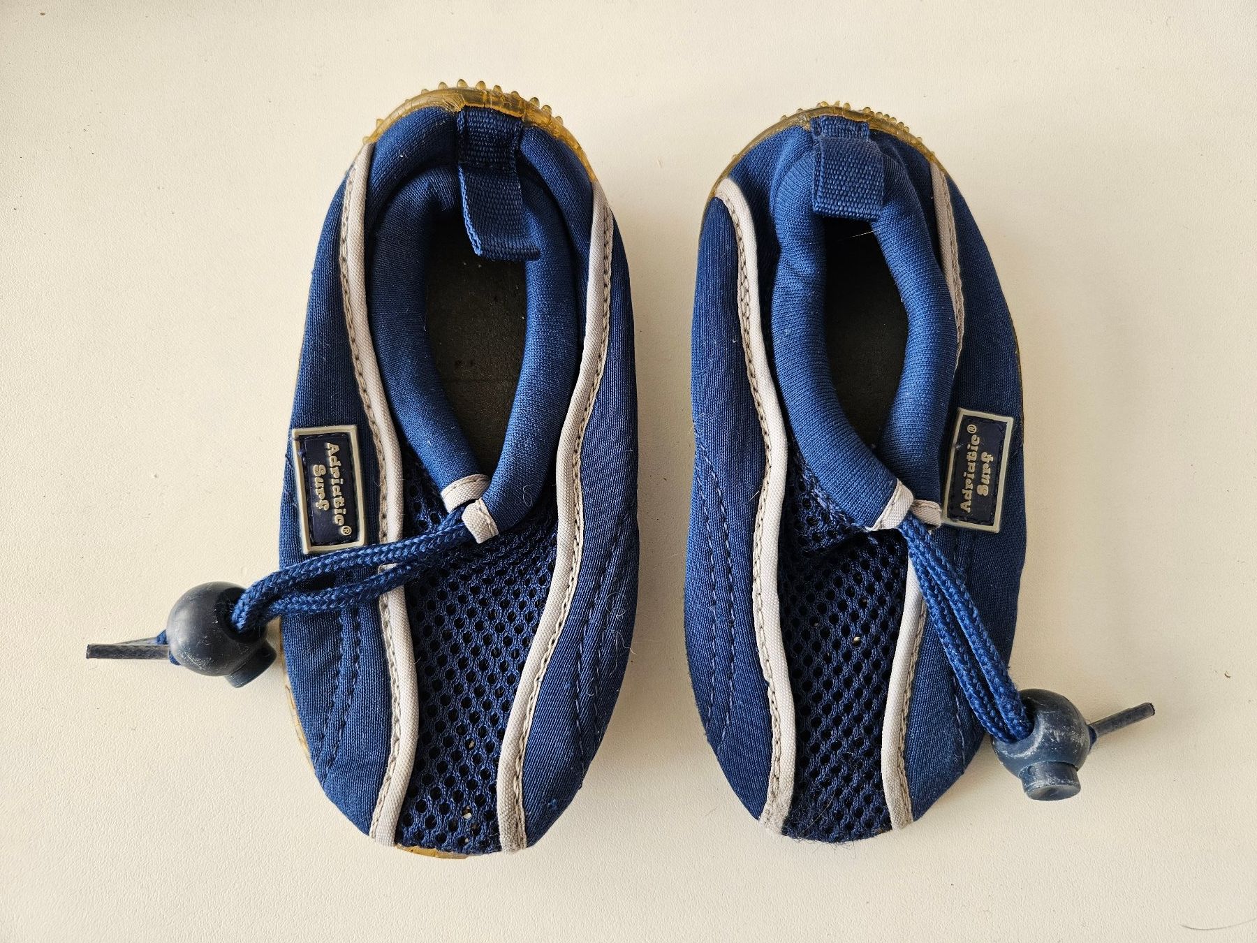 Scarpe per ragazzi: Badeschuhe ca. Gr. 23 / 24 / ca. 15 cm – Usato da Unterengstringen venduto da saraman