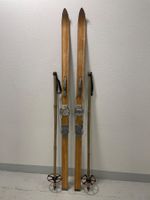 Ski (FAF), fahrbare Holzski mit Kanten u. top Bindung