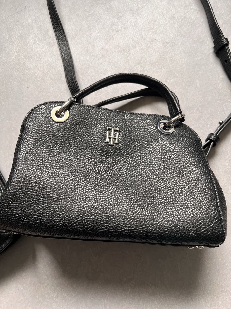Ralph Lauren Taschen für Damen: RALPH LAUREN ODER TOMMY HILFIGER TASCHE NEU Pro Stück 60.- – Neu (gemäss Beschreibung) aus Uster von SmartSales_zh 4