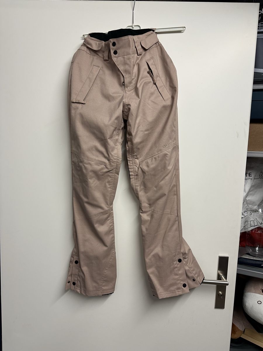 Sci: Oneill ski suit. Size XS . Good condition – Usato da Küssnacht am Rigi venduto da hor_dpb7 4