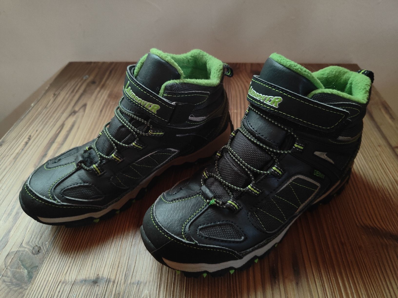 Landrover Scarpe per ragazzi: Chaussure hiver t.39 – Nuovo (secondo la descrizione) da Martigny-Croix venduto da kmo_ykc2 1